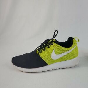 Nike Mens Roshe One Flight Weight Youth Shoes Shoe Black 599728-008  Size 7 Y